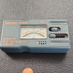 Vintage Seiko ST606 Quartz Tuner - Dark Gray and Orange